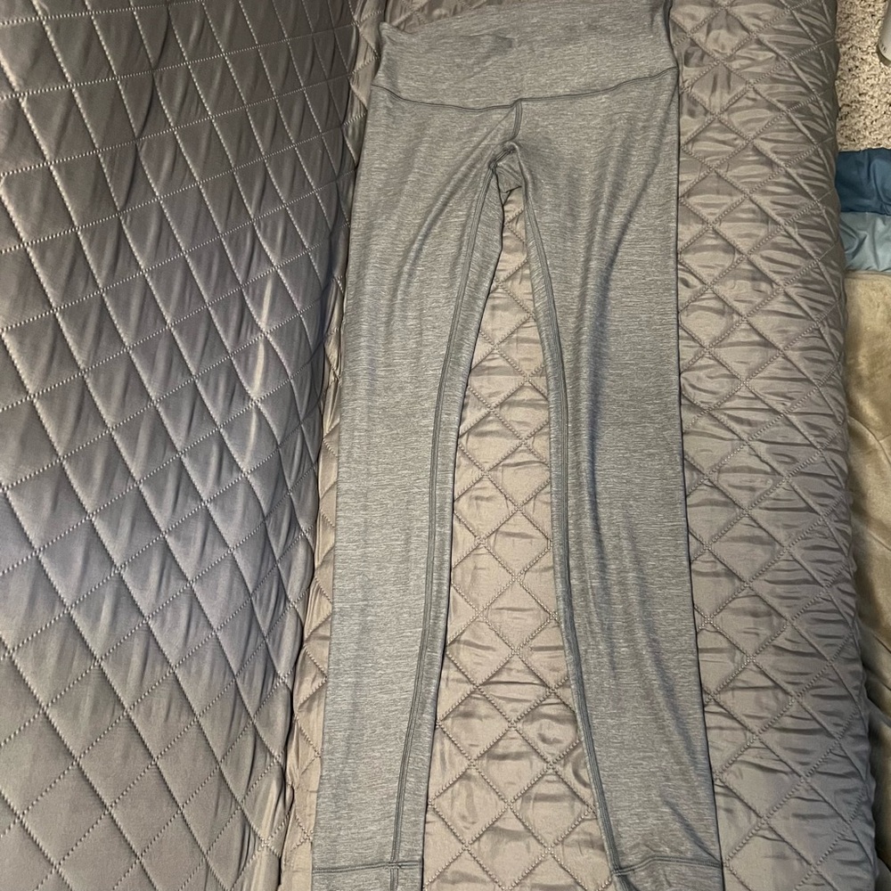 5/$100 Lululemon Heathered Gray Legging